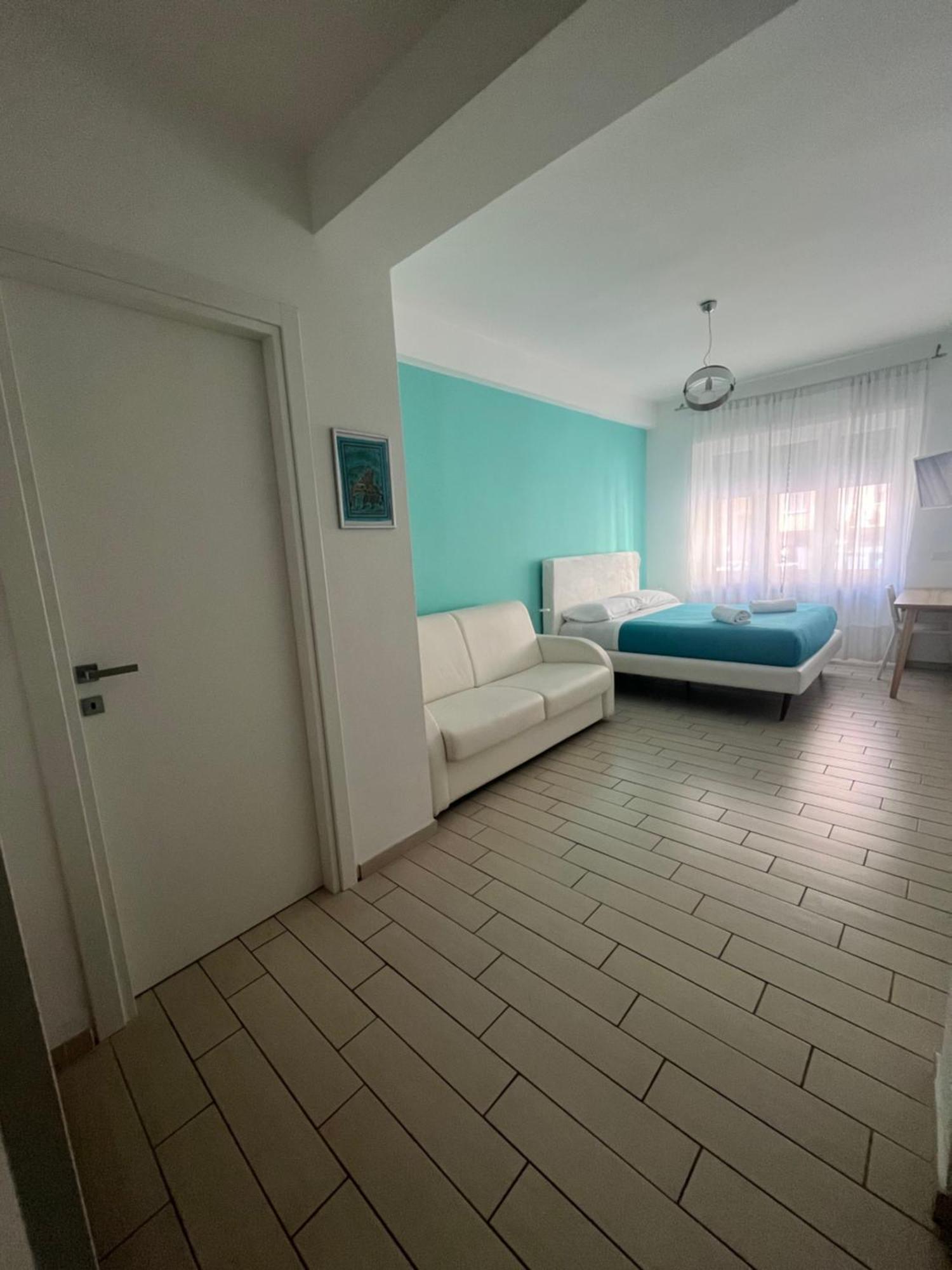 Vomerooms Neapol Exteriér fotografie